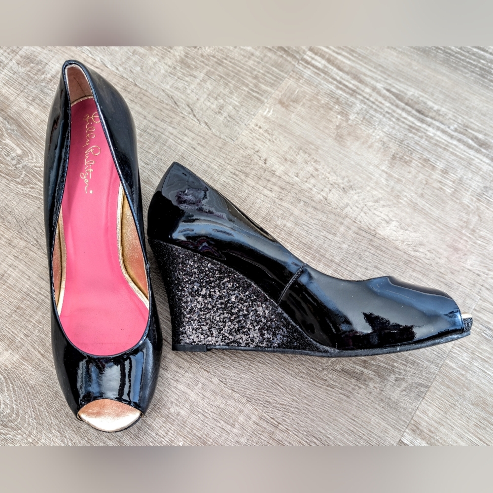 Lilly Pulitzer Black Patent Leather Glitter Wedges Size 9  EUC